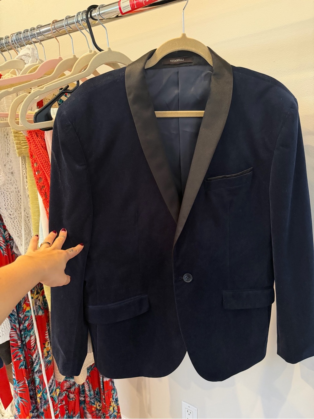 Vittorello Navy Velvet Tuxedo Jacket with Black Satin Shawl Lapel